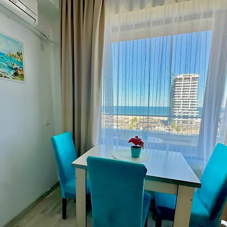 Acvamarin Summerland Mamaia